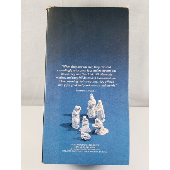 Vintage 1982 AVON Nativity Collectibles The Magi Bathasar Porcelain Figurine Box - Picture 4 of 16
